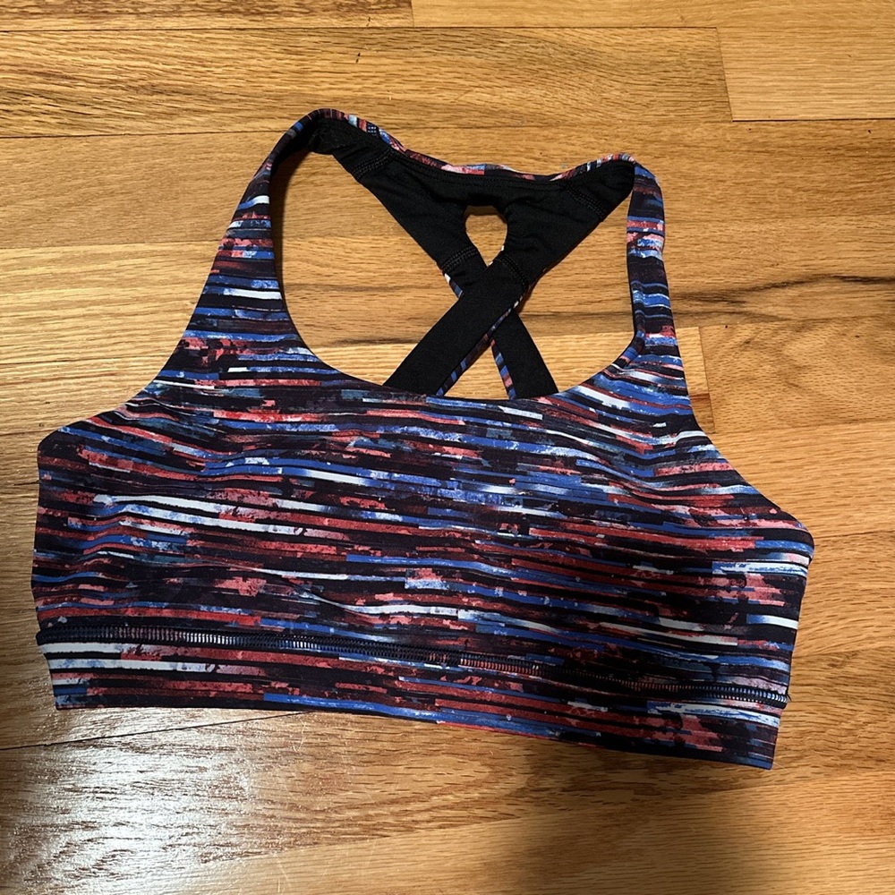 Lululemon sports bra
